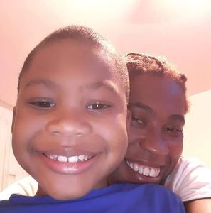 Meet your Posher, Cecelia